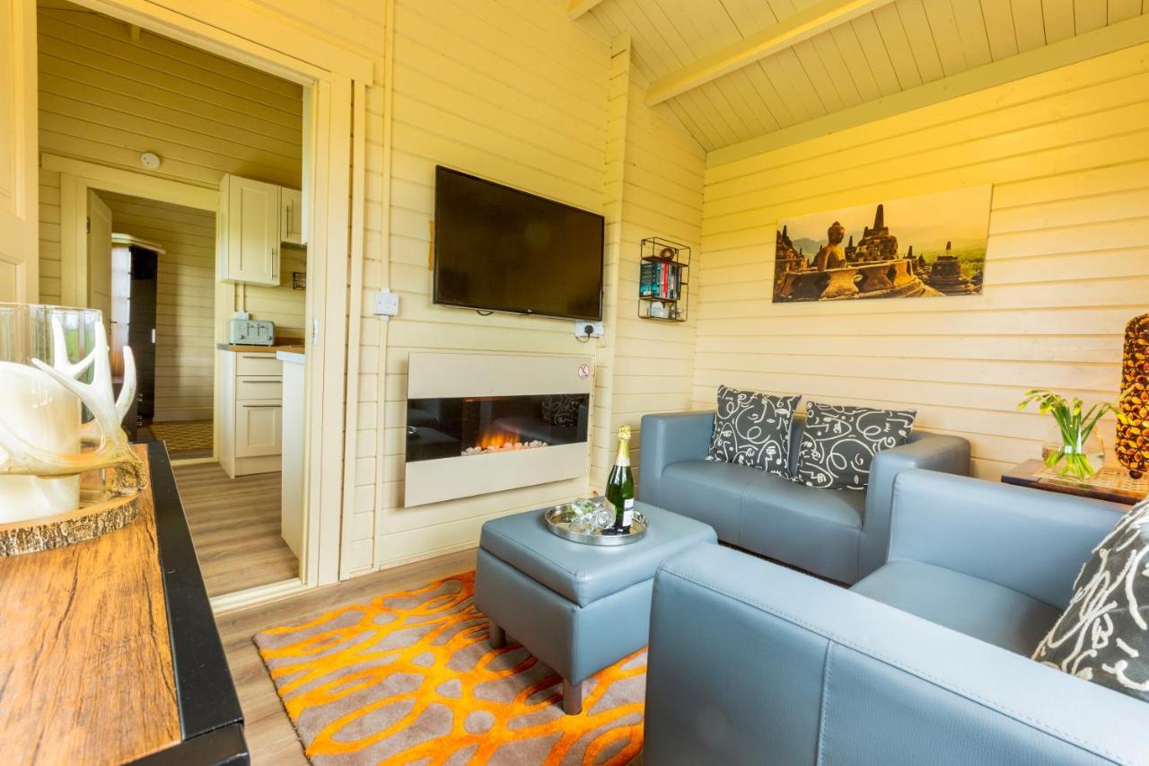The Retreat Log Cabin Sudbury  Esterno foto